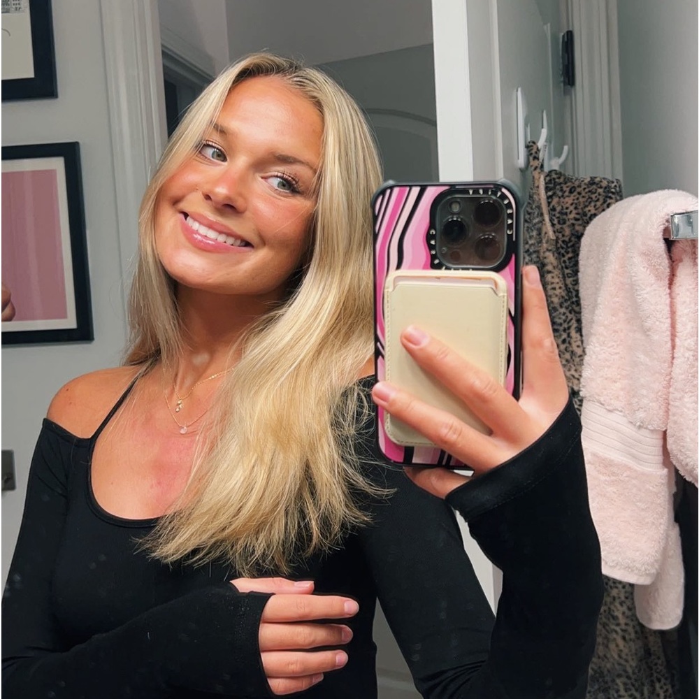 Meet your Posher, Clare